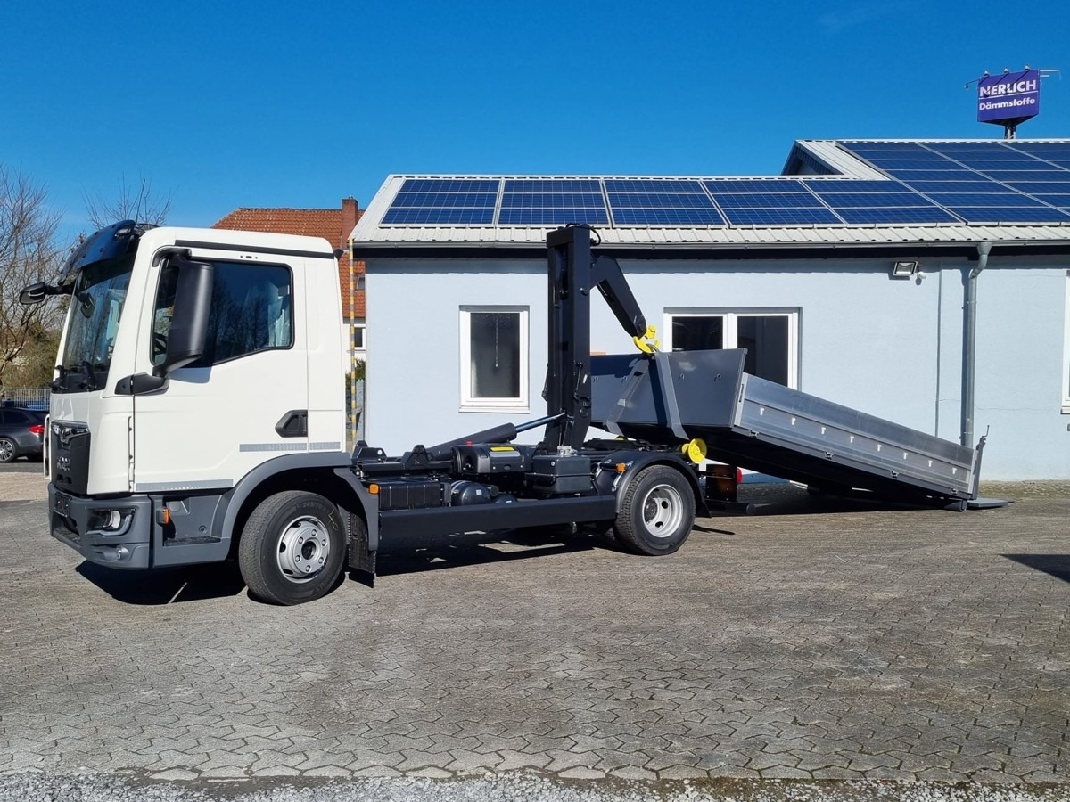 MAN TGL 8.220 BL City Abollkipper 6t TipMatic AHKx2 - Camion ampliroll: photos 4 MAN TGL 8.220 BL City Abollkipper 6t TipMatic AHKx2 - Camion ampliroll: photos 4