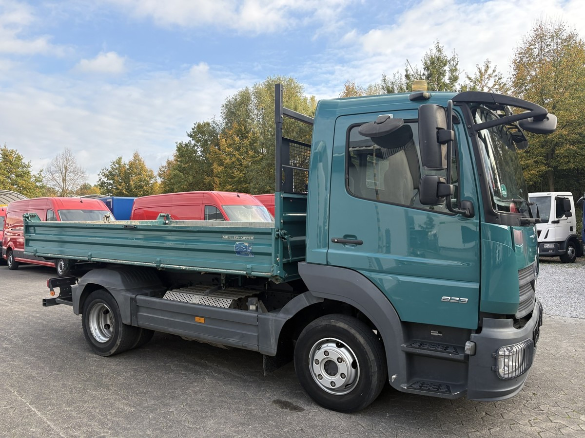 MERCEDES-BENZ Atego 823 3-Seiten Kipper Meiller 2 x AHK - Véhicule utilitaire benne: photos 3 MERCEDES-BENZ Atego 823 3-Seiten Kipper Meiller 2 x AHK - Véhicule utilitaire benne: photos 3