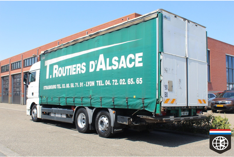 MAN TGX 26 440 RETARDER - NIGHT A/C - Camion à rideaux coulissants: photos 4 MAN TGX 26 440 RETARDER - NIGHT A/C - Camion à rideaux coulissants: photos 4
