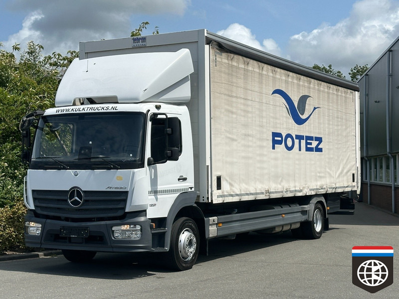 Mercedes-Benz ATEGO 12t - CURTAIN SIDE - HARD FLOOR 8.5m box - AIRCO - Camion à rideaux coulissants: photos 1 Mercedes-Benz ATEGO 12t - CURTAIN SIDE - HARD FLOOR 8.5m box - AIRCO - Camion à rideaux coulissants: photos 1