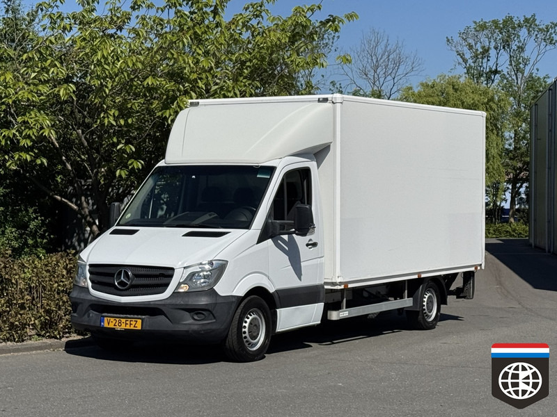 Mercedes-Benz Sprinter 316 CDI 1000kg load capacity - box - tailf lift - Fourgon: photos 1 Mercedes-Benz Sprinter 316 CDI 1000kg load capacity - box - tailf lift - Fourgon: photos 1