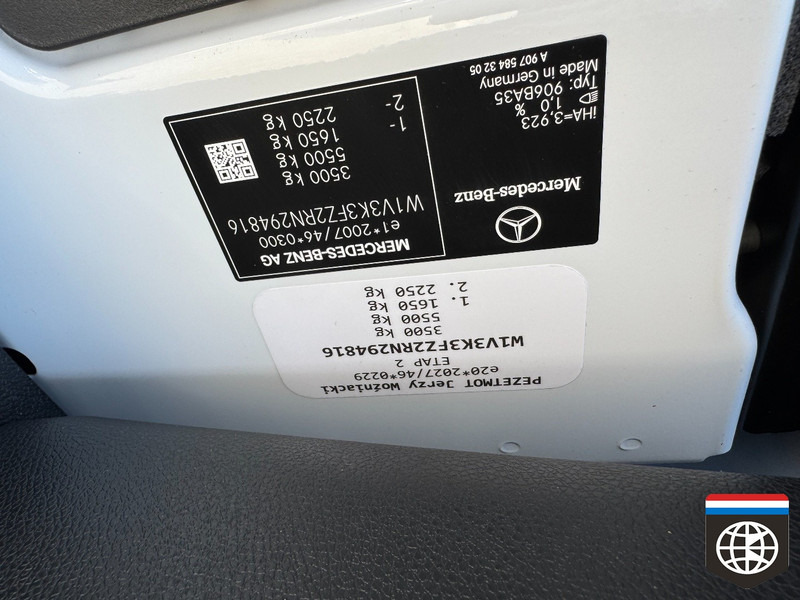 Mercedes-Benz Sprinter - Fourgon: photos 2 Mercedes-Benz Sprinter - Fourgon: photos 2
