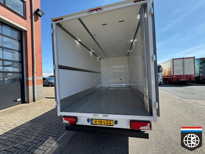 Mercedes-Benz Sprinter - Fourgon: photos 5 Mercedes-Benz Sprinter - Fourgon: photos 5