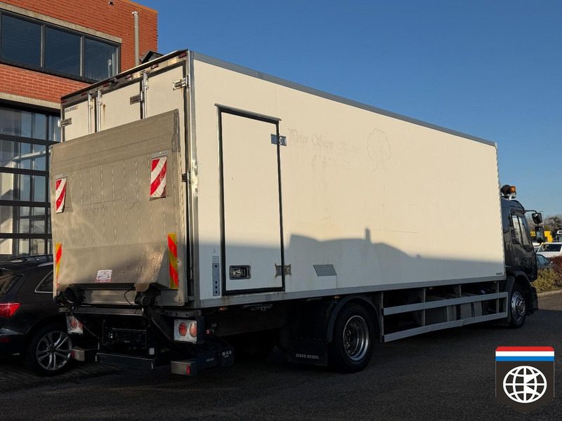 Renault Premium 300 CARRIER deepfreezer -30oC - Taillift - Sleeper Cab - Camion frigorifique: photos 5 Renault Premium 300 CARRIER deepfreezer -30oC - Taillift - Sleeper Cab - Camion frigorifique: photos 5
