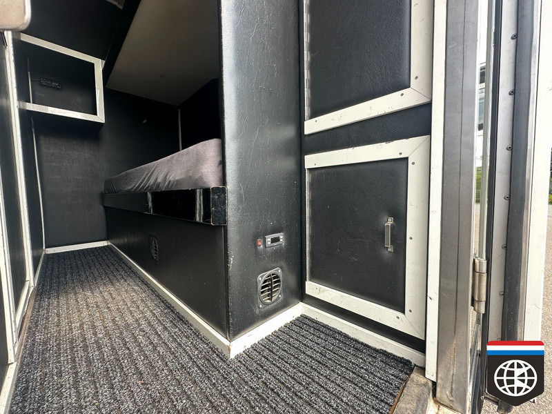 Scania R 730 FLOWER COMBI / SHOWTRUCK - CONCOURSTAAT - Camion frigorifique: photos 5 Scania R 730 FLOWER COMBI / SHOWTRUCK - CONCOURSTAAT - Camion frigorifique: photos 5