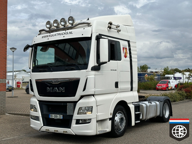 MAN TGX 18 480 RETARDER / CLEAN TRUCK / 2x TANK / NIGHT AC - Tracteur routier: photos 2 MAN TGX 18 480 RETARDER / CLEAN TRUCK / 2x TANK / NIGHT AC - Tracteur routier: photos 2