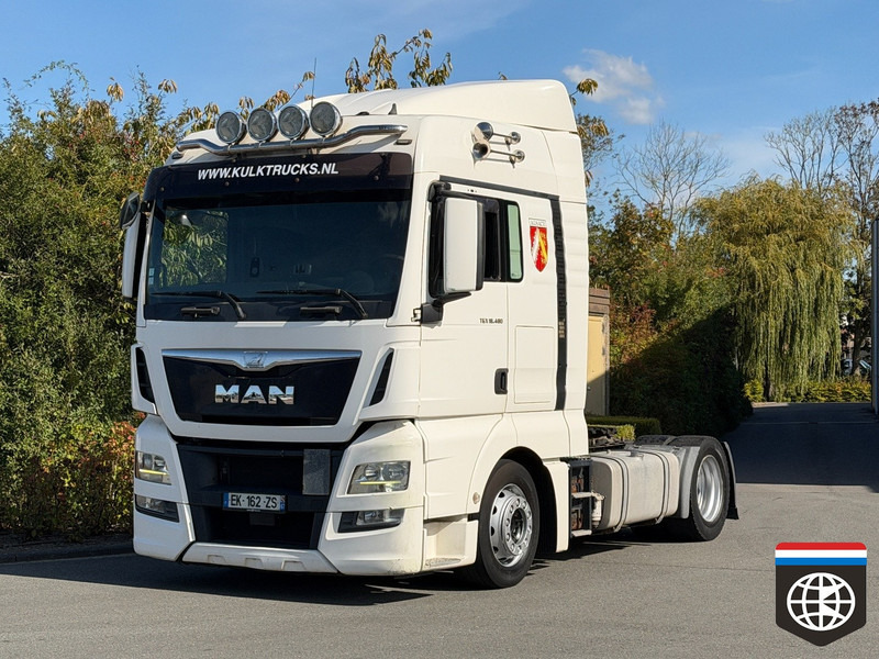 MAN TGX 18 480 RETARDER / CLEAN TRUCK / 2x TANK / NIGHT AC - Tracteur routier: photos 1 MAN TGX 18 480 RETARDER / CLEAN TRUCK / 2x TANK / NIGHT AC - Tracteur routier: photos 1