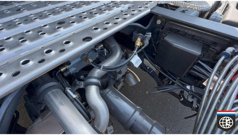 Scania 590 S DOUBLE PTO - FULL SPOILER - NEW - Tracteur routier: photos 2 Scania 590 S DOUBLE PTO - FULL SPOILER - NEW - Tracteur routier: photos 2