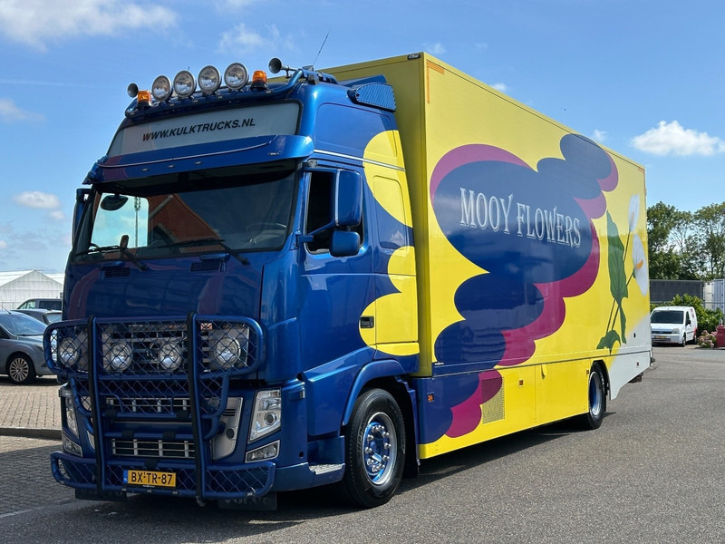 Volvo FH 460 EEV 4X2 HORSES / RACE TEAM / HOLLAND TRUCK - Camion frigorifique: photos 3 Volvo FH 460 EEV 4X2 HORSES / RACE TEAM / HOLLAND TRUCK - Camion frigorifique: photos 3