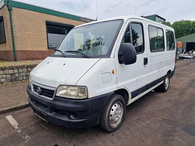 Fiat Ducato 2.0 JTD - Fourgon utilitaire: photos 1 Fiat Ducato 2.0 JTD - Fourgon utilitaire: photos 1