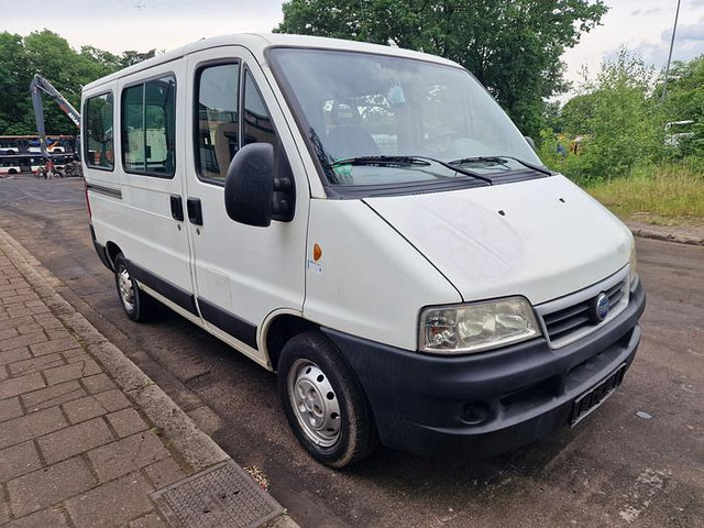Fiat Ducato 2.0 JTD - Fourgon utilitaire: photos 3 Fiat Ducato 2.0 JTD - Fourgon utilitaire: photos 3