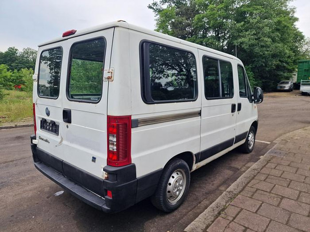 Fiat Ducato 2.0 JTD - Fourgon utilitaire: photos 4 Fiat Ducato 2.0 JTD - Fourgon utilitaire: photos 4