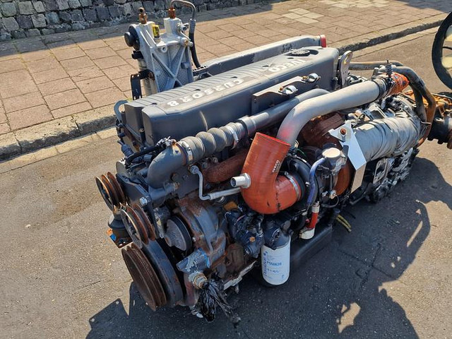 Iveco Cursor 8 - Moteur: photos 5 Iveco Cursor 8 - Moteur: photos 5