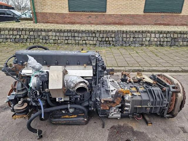 Iveco Cursor 8 - Pièces de rechange: photos 1 Iveco Cursor 8 - Pièces de rechange: photos 1