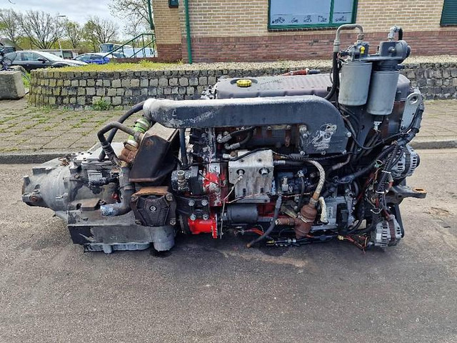 Iveco Cursor 8 - Pièces de rechange: photos 2 Iveco Cursor 8 - Pièces de rechange: photos 2