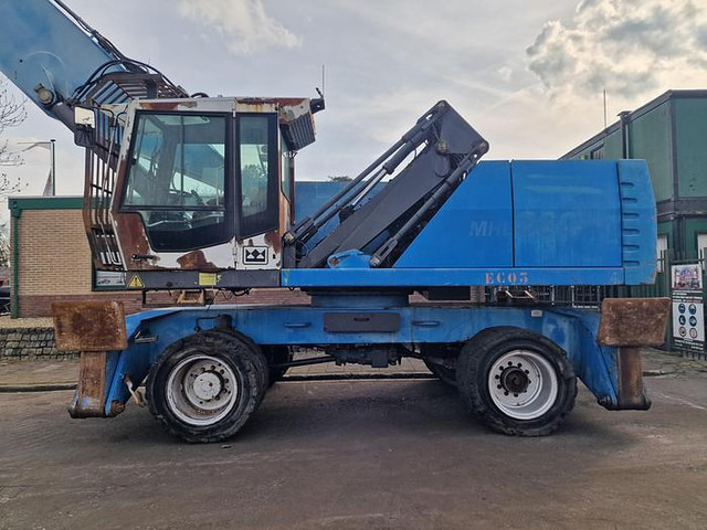 Terex FUCHS MHL 360 - Pelle de manutention: photos 3 Terex FUCHS MHL 360 - Pelle de manutention: photos 3