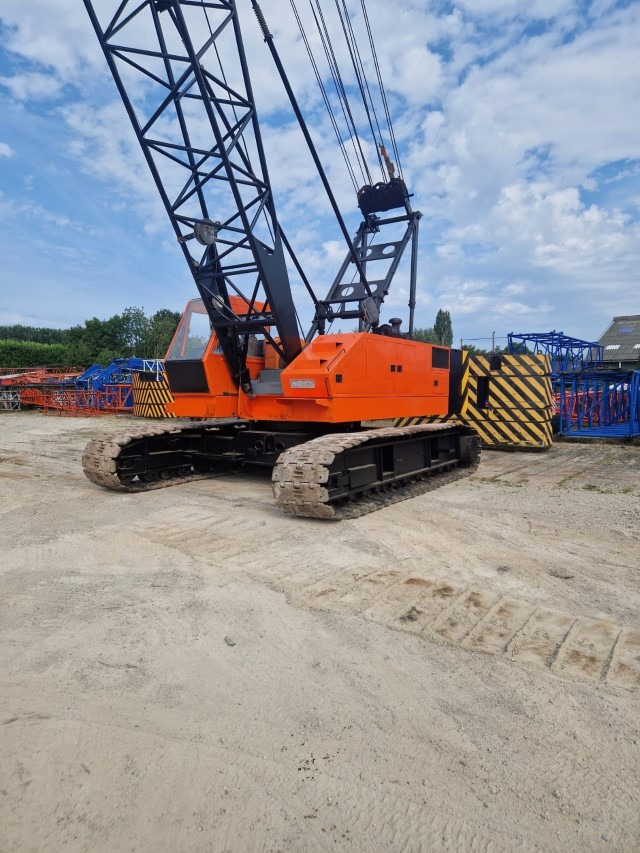 Hitachi KH180-3 - Grue sur chenilles: photos 1 Hitachi KH180-3 - Grue sur chenilles: photos 1
