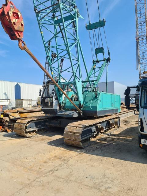 KOBELCO 7045 - Grue sur chenilles: photos 3 KOBELCO 7045 - Grue sur chenilles: photos 3
