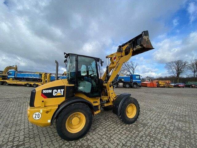 Caterpillar 908M, 4+1 Schaufel, Palettengabel, wenig Std. - Chargeuse sur pneus: photos 5 Caterpillar 908M, 4+1 Schaufel, Palettengabel, wenig Std. - Chargeuse sur pneus: photos 5