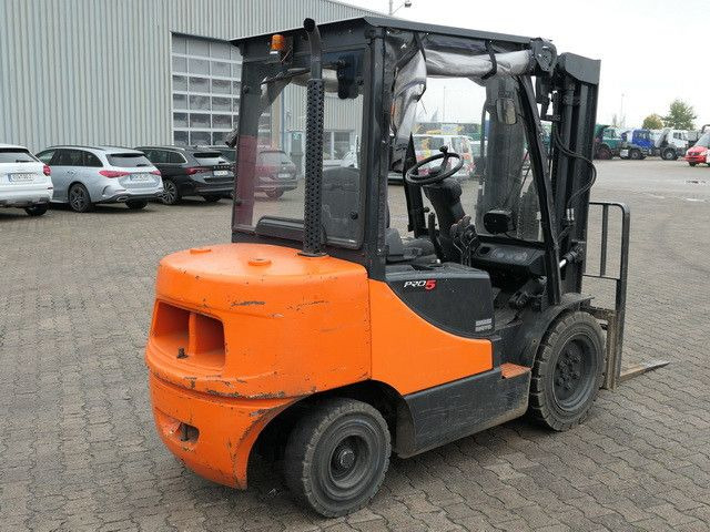 Doosan D35 C-5, 6m Hubhöhe, Freihub, 3,5to. Traglast - Chariot élévateur diesel: photos 5 Doosan D35 C-5, 6m Hubhöhe, Freihub, 3,5to. Traglast - Chariot élévateur diesel: photos 5