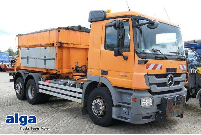 Mercedes-Benz 2532 L Actros 6x2, Salzstreuer, Winterdienst - Engins de chantier: photos 1 Mercedes-Benz 2532 L Actros 6x2, Salzstreuer, Winterdienst - Engins de chantier: photos 1