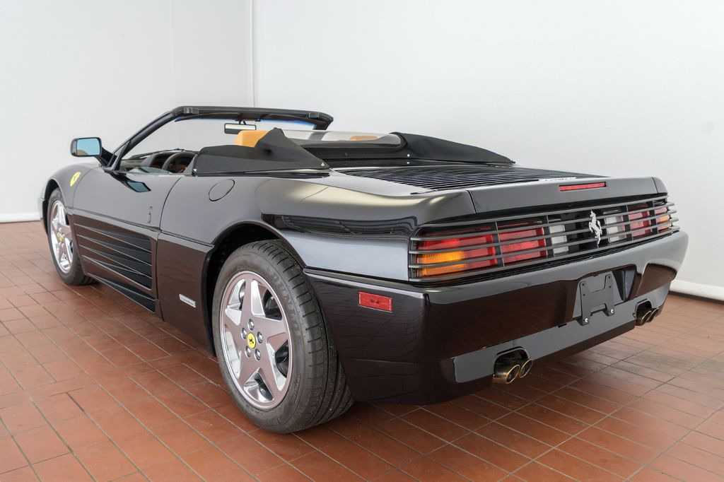Ferrari 348 Spider/TOP Zustand/Zahnriemen+TÜV neu! - Voiture: photos 4 Ferrari 348 Spider/TOP Zustand/Zahnriemen+TÜV neu! - Voiture: photos 4