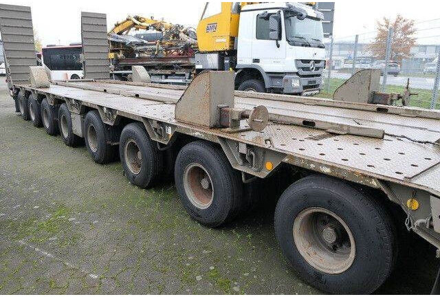 Goldhofer Spezial Tieflader für Schwertransport, 80to. NL - Remorque porte-engin surbaissée: photos 4 Goldhofer Spezial Tieflader für Schwertransport, 80to. NL - Remorque porte-engin surbaissée: photos 4