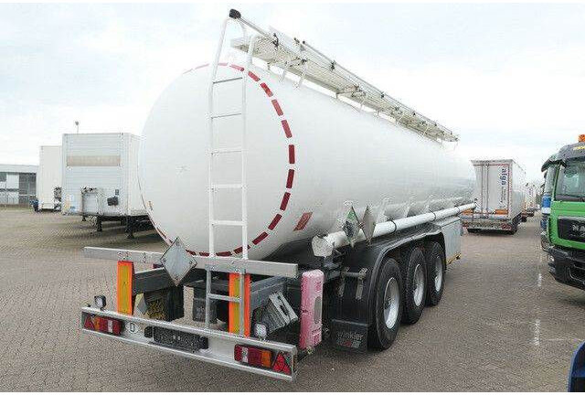 Kässbohrer STH 34/10-24/Tank 34.000 ltr./Unterbefüll./Pumpe - Semi-remorque citerne: photos 4 Kässbohrer STH 34/10-24/Tank 34.000 ltr./Unterbefüll./Pumpe - Semi-remorque citerne: photos 4