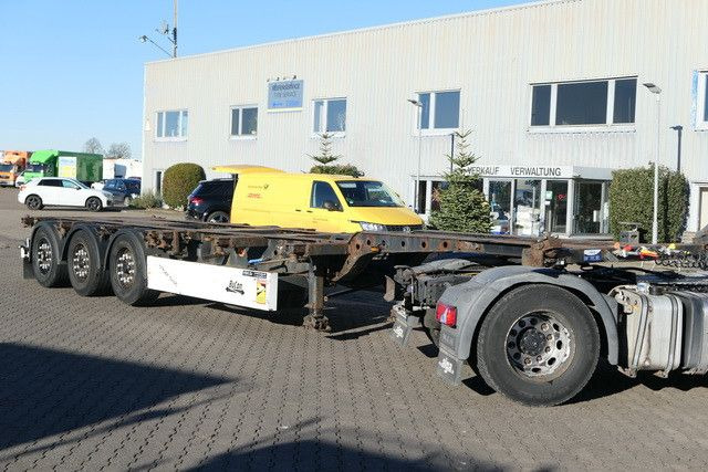 Krone SD, Container-Chassis, Heckausschub, Luft-Lift - Semi-remorque porte-conteneur/ Caisse mobile: photos 3 Krone SD, Container-Chassis, Heckausschub, Luft-Lift - Semi-remorque porte-conteneur/ Caisse mobile: photos 3