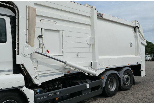 MAN 26.320 TGS BL 6x2, Überkopflader/Frontlader, AC - Benne à ordures ménagères: photos 4 MAN 26.320 TGS BL 6x2, Überkopflader/Frontlader, AC - Benne à ordures ménagères: photos 4