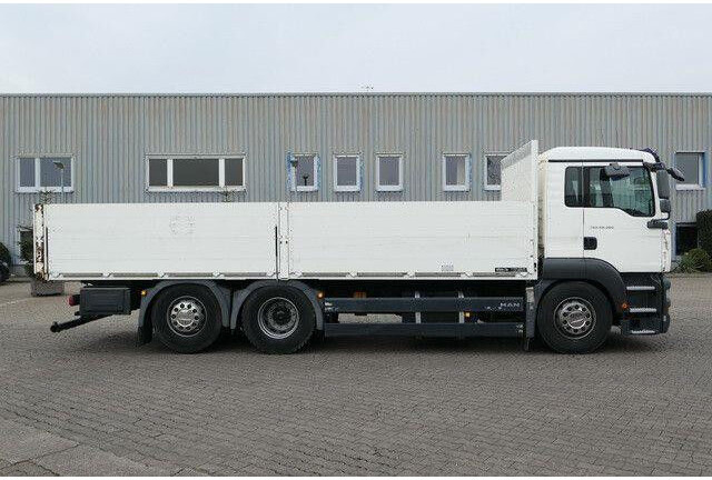 MAN 26.360 TGA LL 6x2, Vollluft, Klima, 3. Sitz, AHK - Camion plateau: photos 3 MAN 26.360 TGA LL 6x2, Vollluft, Klima, 3. Sitz, AHK - Camion plateau: photos 3
