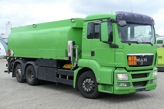MAN 26.400 TGS 6x2, Esterer, Unten- u. Obenbefüllung - Camion citerne: photos 2 MAN 26.400 TGS 6x2, Esterer, Unten- u. Obenbefüllung - Camion citerne: photos 2