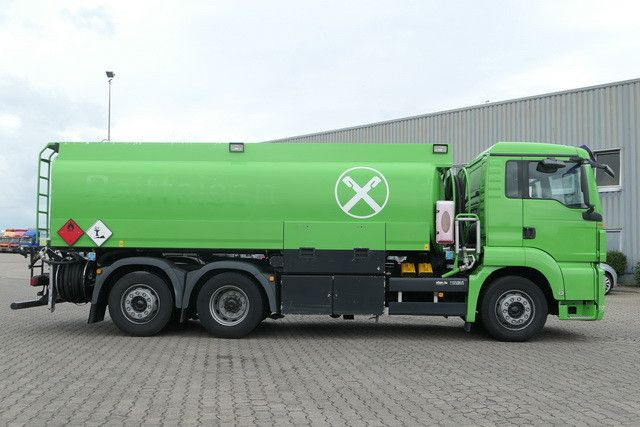 MAN 26.400 TGS 6x2, Esterer, Unten- u. Obenbefüllung - Camion citerne: photos 2 MAN 26.400 TGS 6x2, Esterer, Unten- u. Obenbefüllung - Camion citerne: photos 2