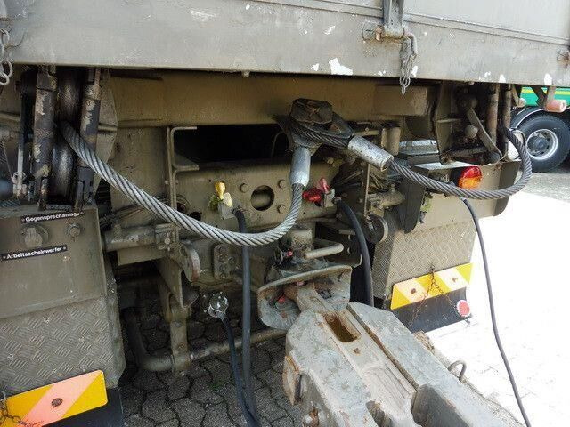 MAN OAF-34440VFA-AD 8x8, Seilwinde, Kran, AHK,Allrad - Camion à rideaux coulissants: photos 4 MAN OAF-34440VFA-AD 8x8, Seilwinde, Kran, AHK,Allrad - Camion à rideaux coulissants: photos 4