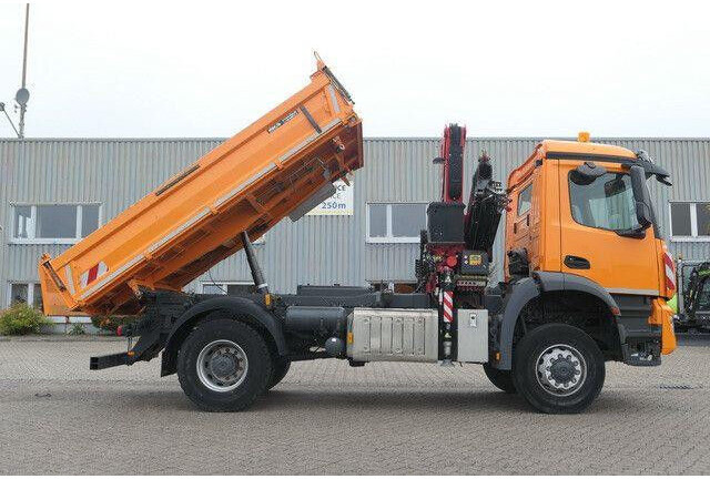Mercedes-Benz 1835 AK Arocs 4x4, Meiller, Fassi F135AC, Funk - Camion benne: photos 2 Mercedes-Benz 1835 AK Arocs 4x4, Meiller, Fassi F135AC, Funk - Camion benne: photos 2