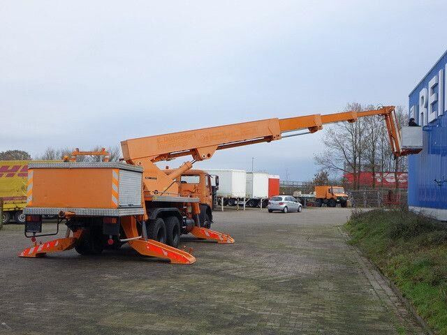 Mercedes-Benz 2222 6x4, Ruthmann, 28m. 3. Sitz - Nacelle articulée: photos 4 Mercedes-Benz 2222 6x4, Ruthmann, 28m. 3. Sitz - Nacelle articulée: photos 4