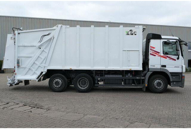 Mercedes-Benz 2532 L Actros 6x2, Medium X2EC23, Zöller 321 - Benne à ordures ménagères: photos 2 Mercedes-Benz 2532 L Actros 6x2, Medium X2EC23, Zöller 321 - Benne à ordures ménagères: photos 2