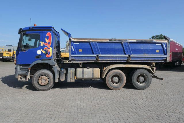 Mercedes-Benz 2643 K Arocs/6x4/Meiller/Plane/AHK/Klima - Camion benne: photos 4 Mercedes-Benz 2643 K Arocs/6x4/Meiller/Plane/AHK/Klima - Camion benne: photos 4