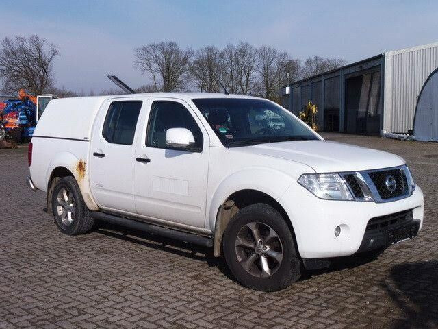 Nissan Navara 2.5 Tdi 4x4, DOKA, Pickup, Klima, AHK - Fourgon plateau: photos 3 Nissan Navara 2.5 Tdi 4x4, DOKA, Pickup, Klima, AHK - Fourgon plateau: photos 3