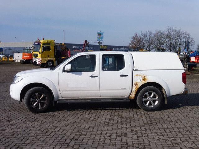 Nissan Navara 2.5 Tdi 4x4, DOKA, Pickup, Klima, AHK - Fourgon plateau: photos 2 Nissan Navara 2.5 Tdi 4x4, DOKA, Pickup, Klima, AHK - Fourgon plateau: photos 2