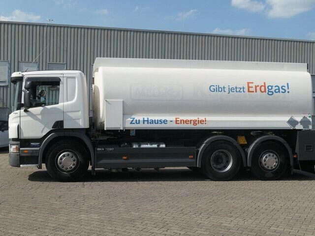 Scania P 320 6x2, Lindner & Fischer, 19m³, 3 Kammern - Camion citerne: photos 2 Scania P 320 6x2, Lindner & Fischer, 19m³, 3 Kammern - Camion citerne: photos 2