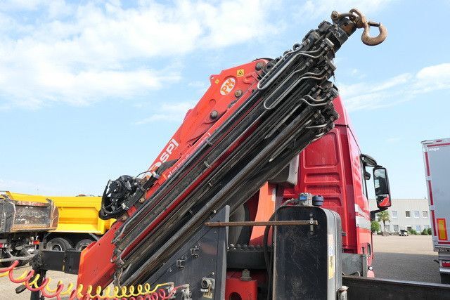 MAN 28.500 TGX 6x2, Kran PM 40528, Funk, Seilwinde - Tracteur routier: photos 4 MAN 28.500 TGX 6x2, Kran PM 40528, Funk, Seilwinde - Tracteur routier: photos 4