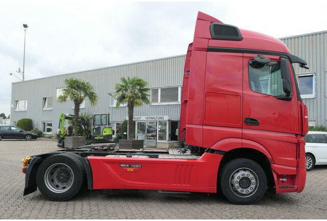 Mercedes-Benz 1842 LS Actros 4x2, Retarder,Spoiler,2x am Lager - Tracteur routier: photos 2 Mercedes-Benz 1842 LS Actros 4x2, Retarder,Spoiler,2x am Lager - Tracteur routier: photos 2