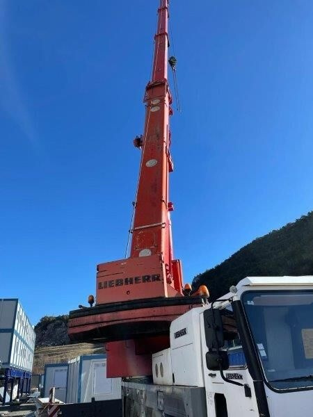 Liebherr LTM 1090-2 - Grue mobile: photos 1 Liebherr LTM 1090-2 - Grue mobile: photos 1