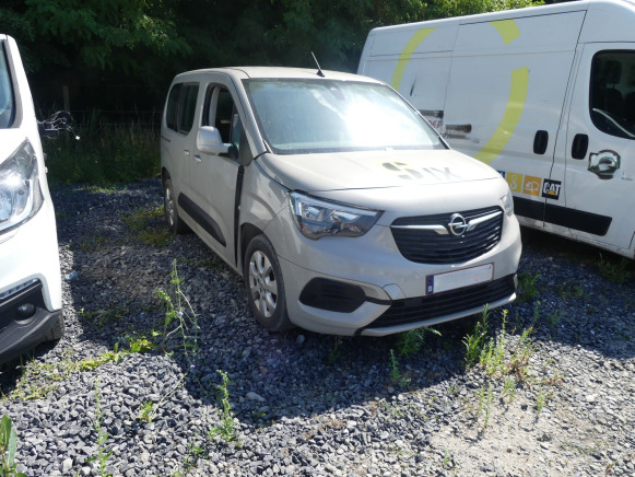 Voiture Opel Combo LIFE (2020-164.299 km-VIN:WOVECYHYLJ618520) - Autre matériel: photos 2 Voiture Opel Combo LIFE (2020-164.299 km-VIN:WOVECYHYLJ618520) - Autre matériel: photos 2
