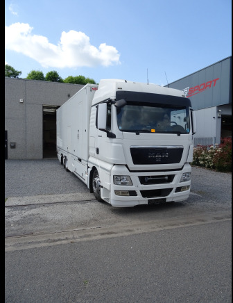 Camion MAN TGX26.400 (2009-731.695 km-VIN:WMA21XZZ7AW137860) - Camion fourgon: photos 1 Camion MAN TGX26.400 (2009-731.695 km-VIN:WMA21XZZ7AW137860) - Camion fourgon: photos 1