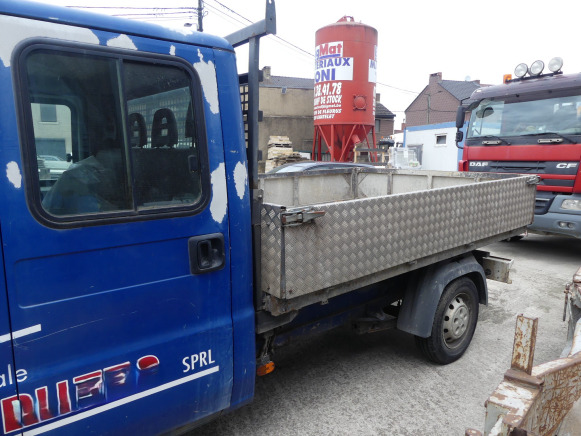 Camionnette double cabine plateau (à reconditionner) Fiat ducato - Fourgon plateau, Utilitaire double cabine: photos 3 Camionnette double cabine plateau (à reconditionner) Fiat ducato - Fourgon plateau, Utilitaire double cabine: photos 3