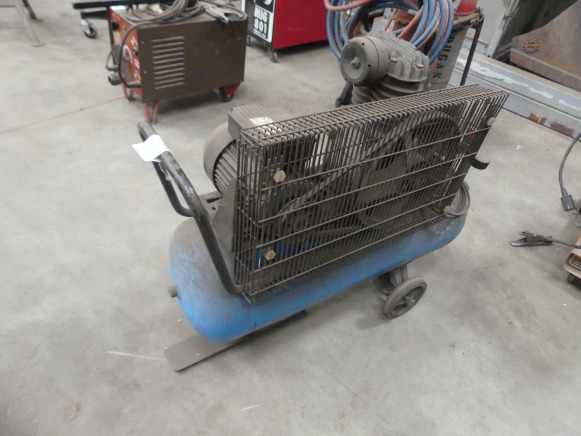 Compresseur Contimac LT50 - Compresseur d'air: photos 2 Compresseur Contimac LT50 - Compresseur d'air: photos 2