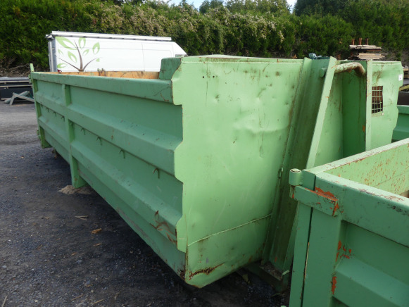 Container - Benne ampliroll: photos 2 Container - Benne ampliroll: photos 2