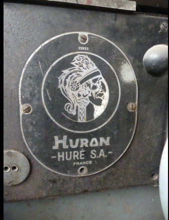 Fraiseuse universelle CNC 3 axes Huron RU 881 - Fraiseuse: photos 5 Fraiseuse universelle CNC 3 axes Huron RU 881 - Fraiseuse: photos 5